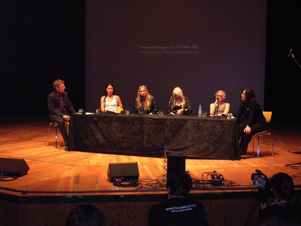 Metal und Gender - Podiumsdiskussion